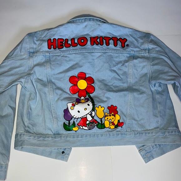 SHEIN X Hello Kitty And Friends Plus Letter & Cartoon Graphic Denim Jacket - Picture 5 of 5